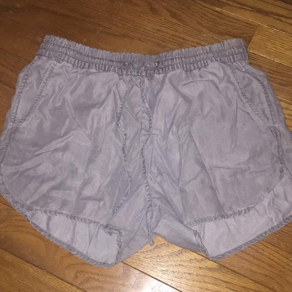 Comfy gap shorts